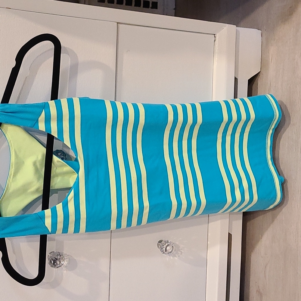 Ivivva sz 14 top